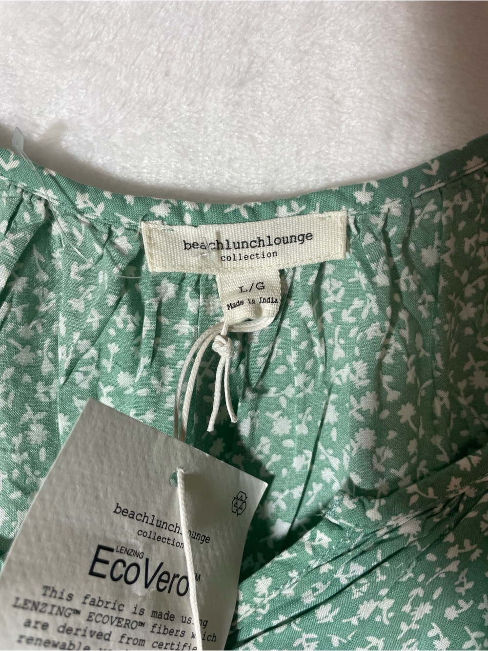 beachlunchlounge Green Floral Peasant Tunic - Picture 3 of 4